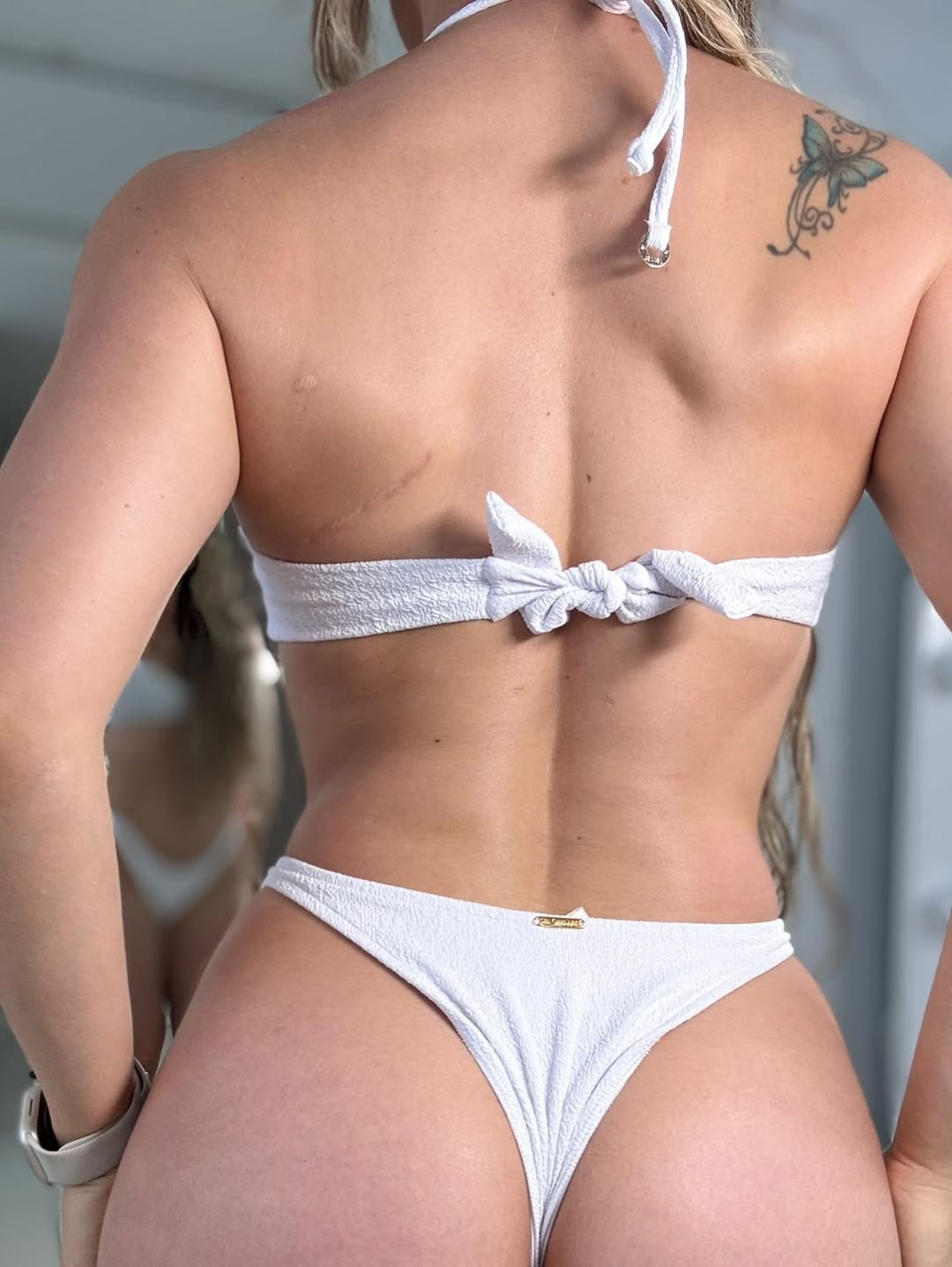 Conjunto Biquíni + Saída de Praia GRÁTIS