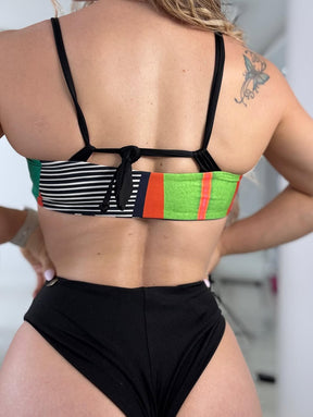 Conjunto Biquíni + Saída de Praia GRÁTIS